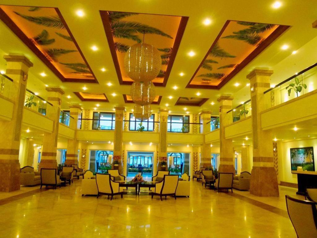 Olalani Resort & Condotel Дананг Экстерьер фото