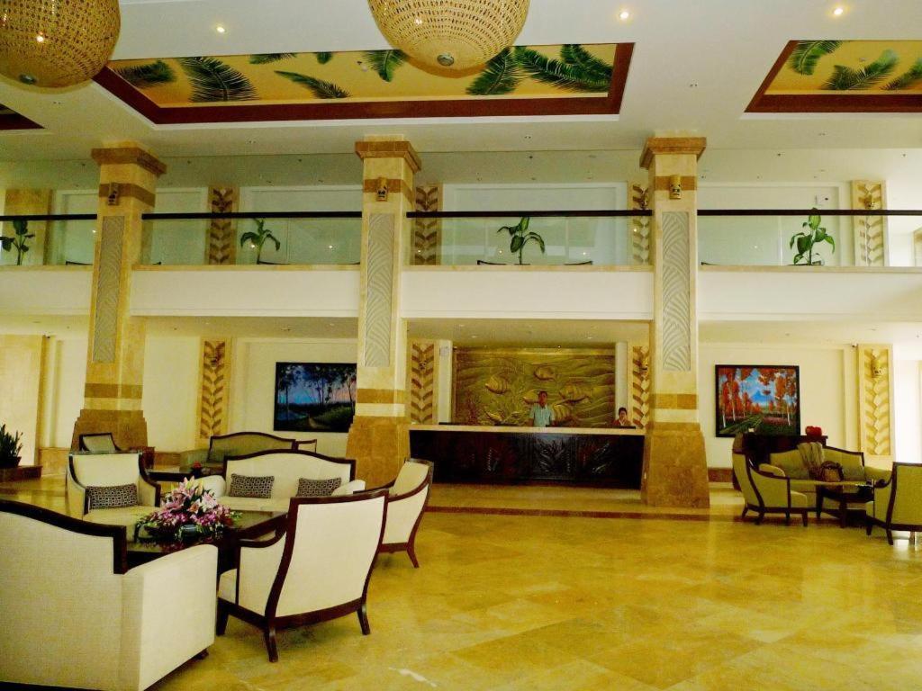Olalani Resort & Condotel Дананг Экстерьер фото