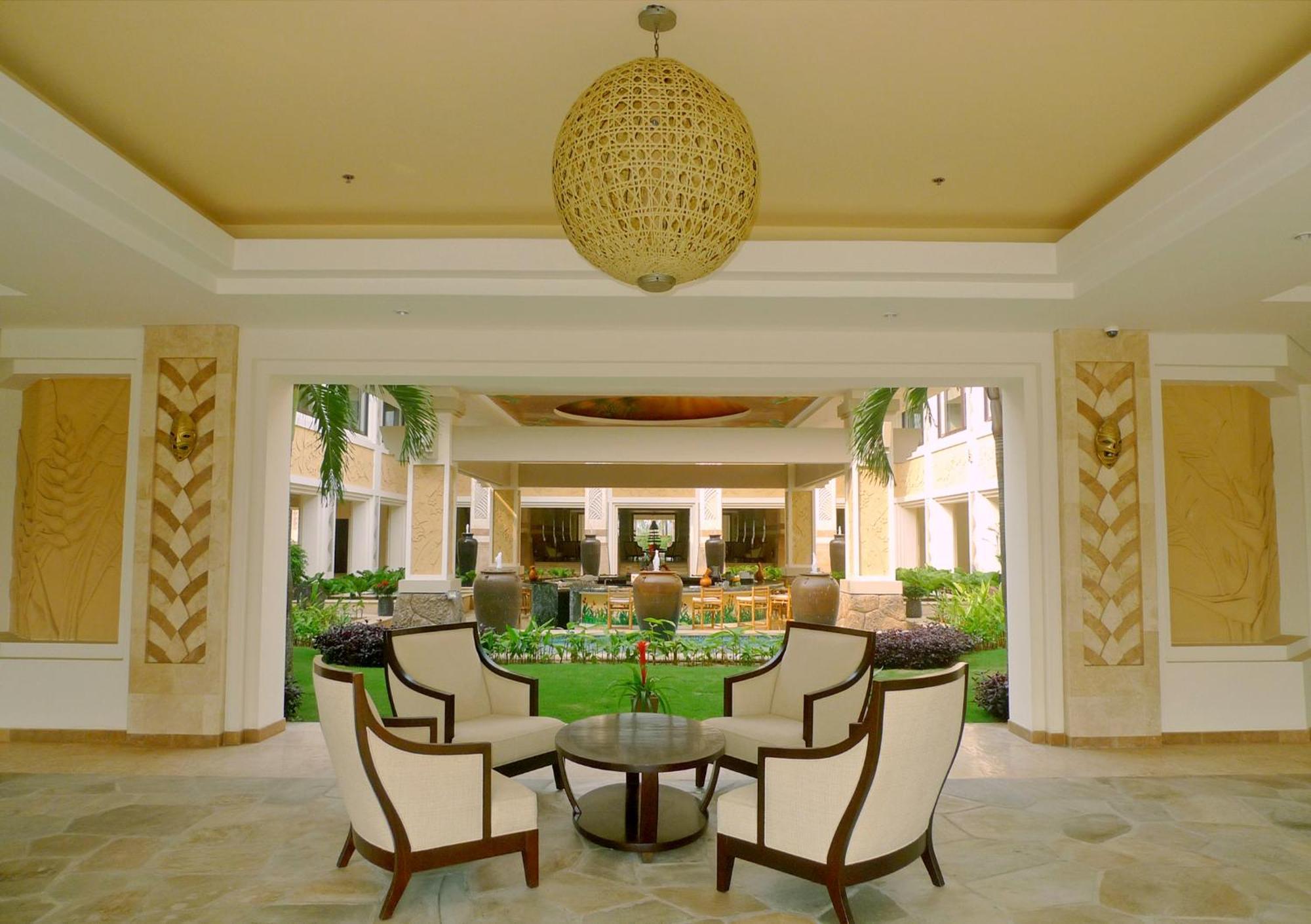 Olalani Resort & Condotel Дананг Экстерьер фото