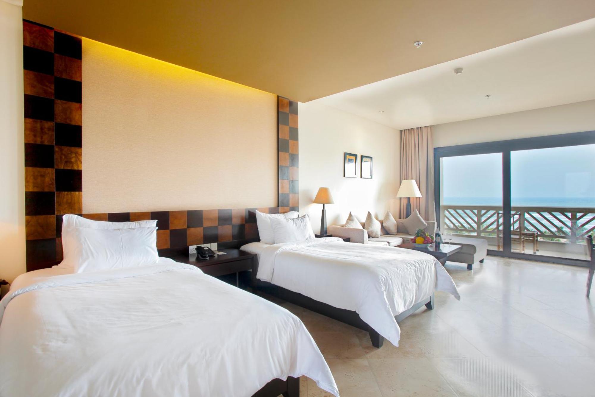Olalani Resort & Condotel Дананг Экстерьер фото