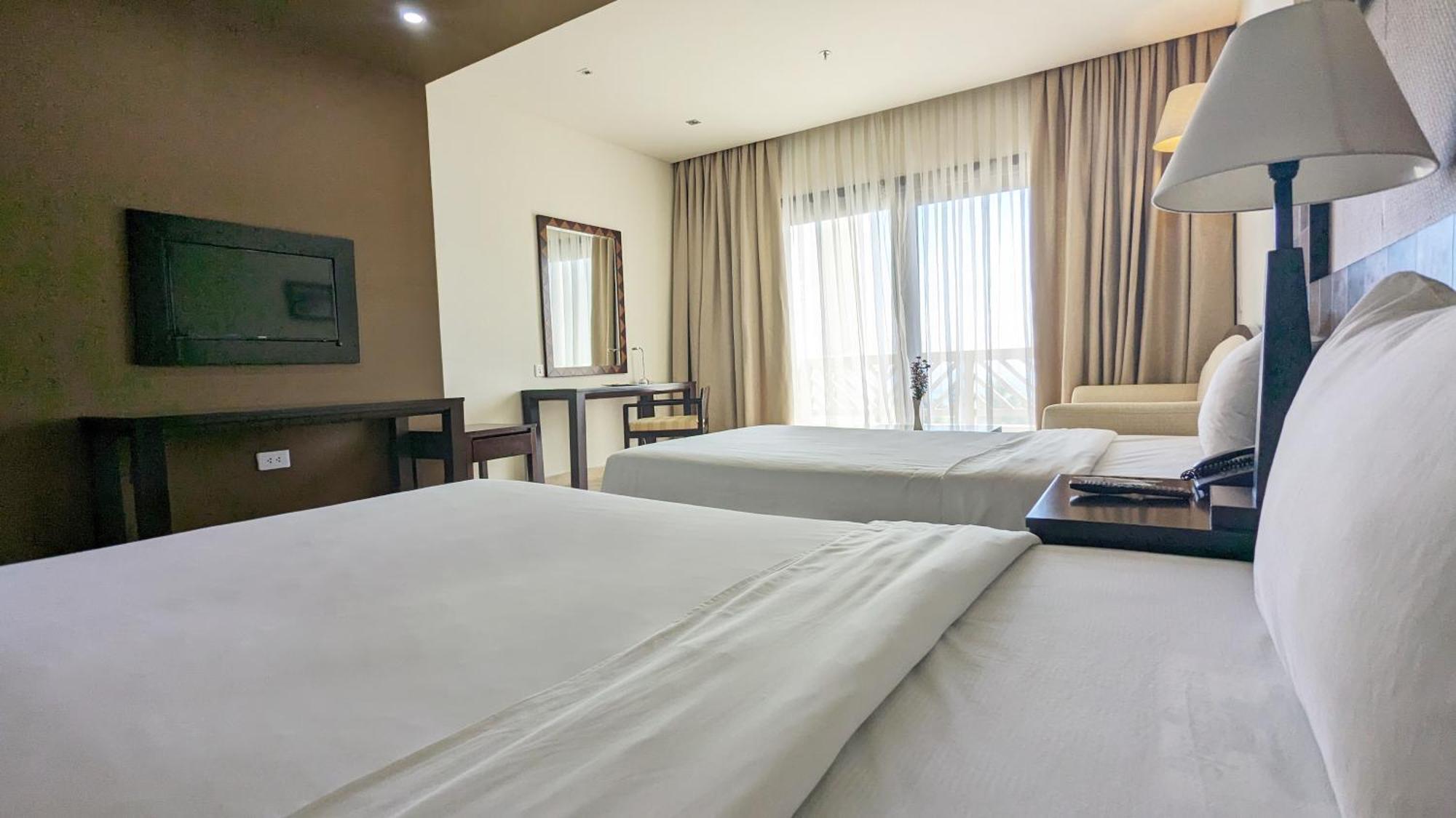 Olalani Resort & Condotel Дананг Экстерьер фото