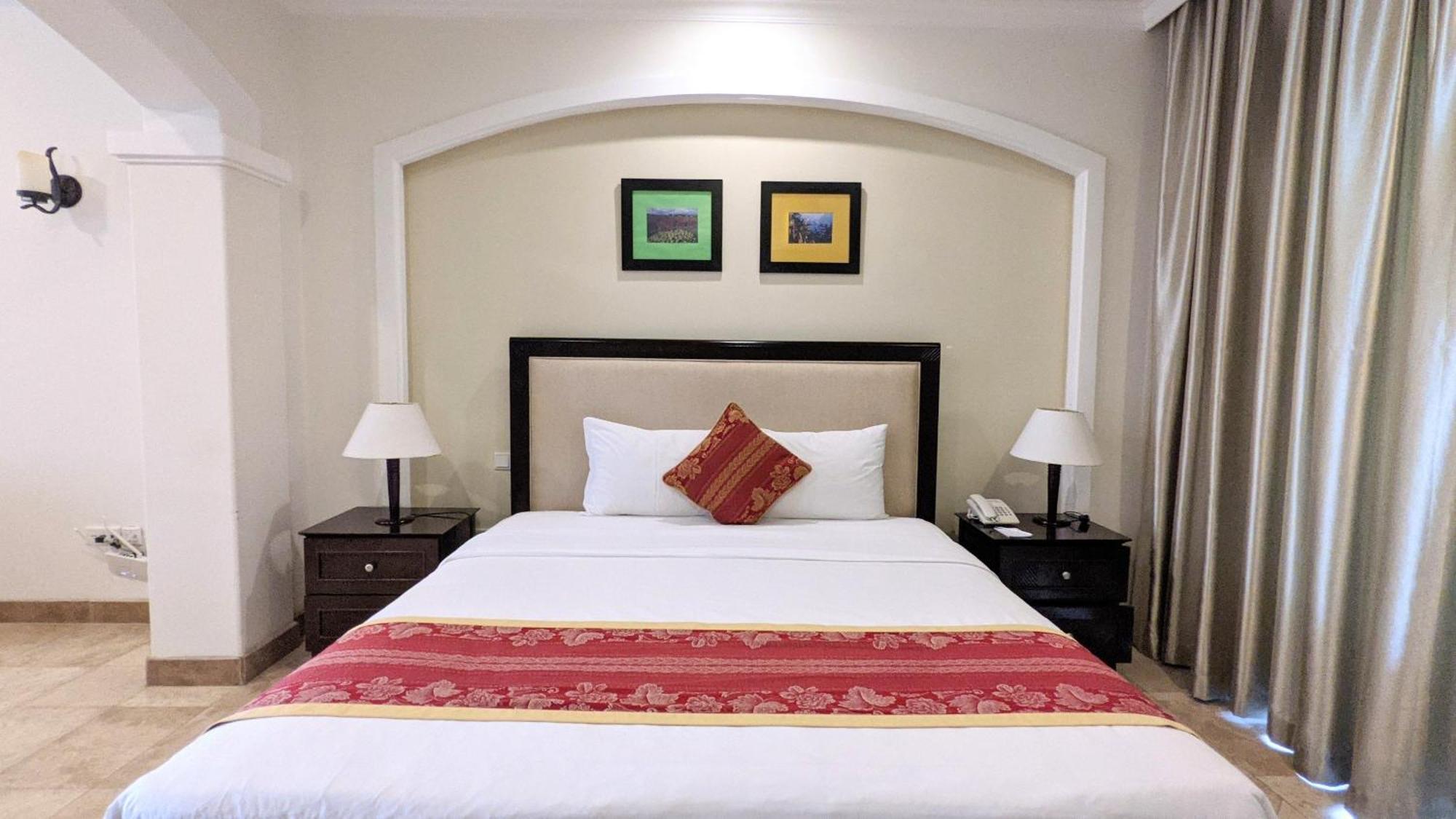 Olalani Resort & Condotel Дананг Экстерьер фото