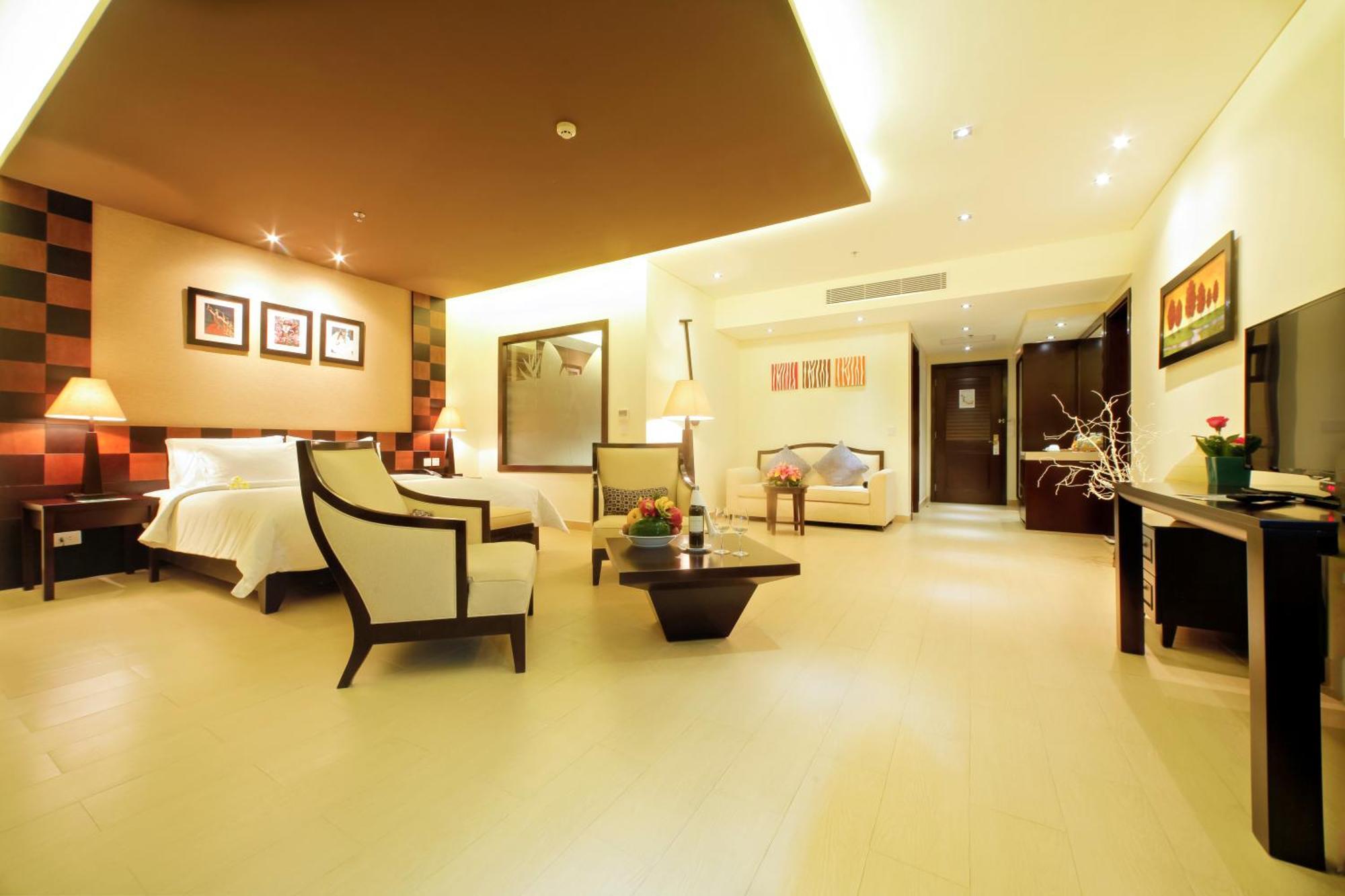 Olalani Resort & Condotel Дананг Экстерьер фото