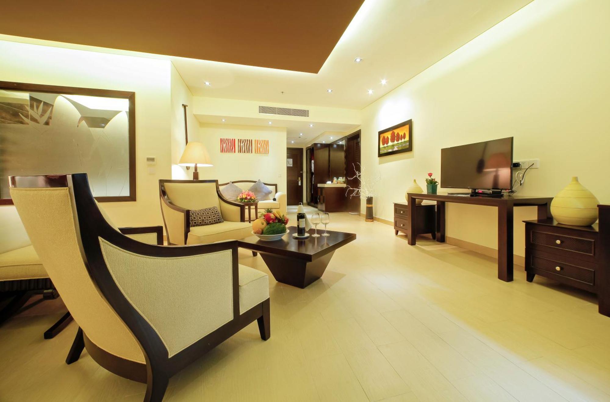 Olalani Resort & Condotel Дананг Экстерьер фото